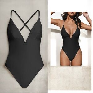 Cupshe Black V-Neck Strappy One-Piece Swimsuit
